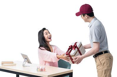 经典恐怖解谜《恐怖美术馆》Switch实体版内容 3月9日发售